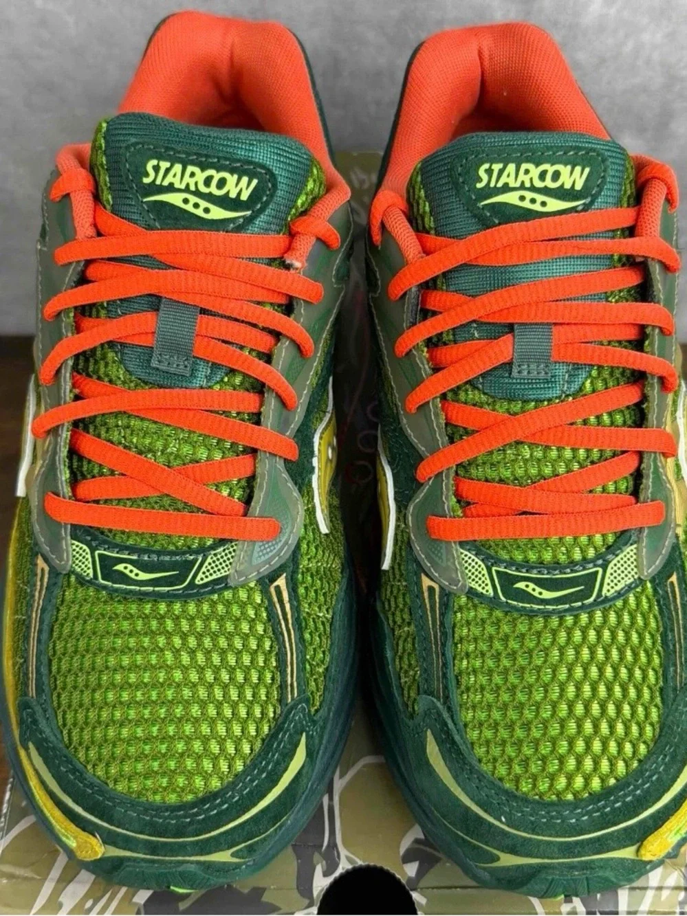Saucony ProGrid Omni 9 x Starcow Nature Acts, Man Does Size 7.5 S70869-1 OG Rare